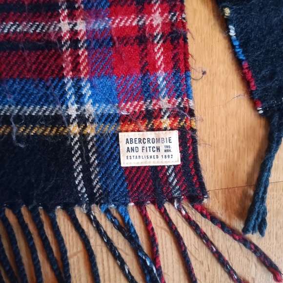Plaid flannel scarf!! - Picture 4 of 5